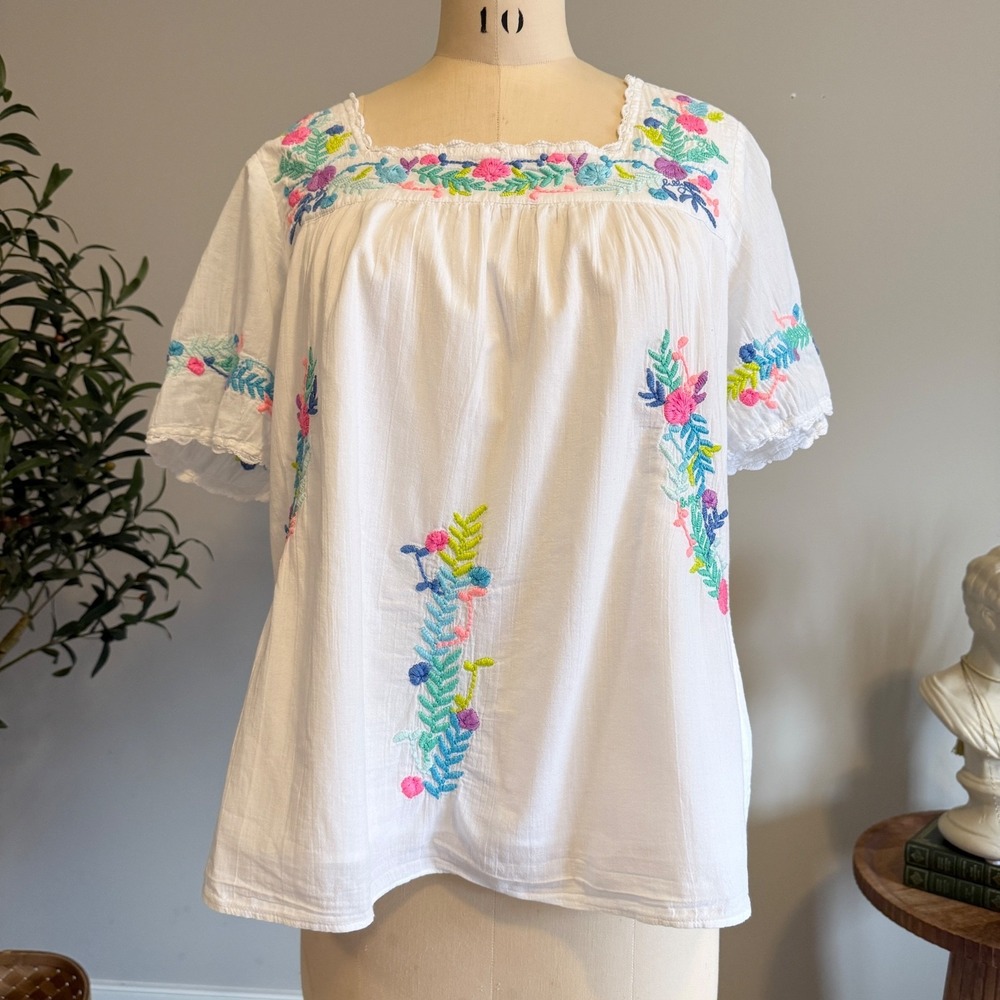 Lilly Pulitzer Tamryn Top White Floral Embroidered Square Neck Peasant Blouse M